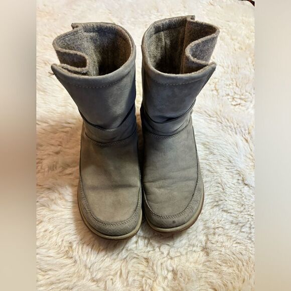 Chaco Sandstone Suede Boots size 7 - Picture 2 of 8